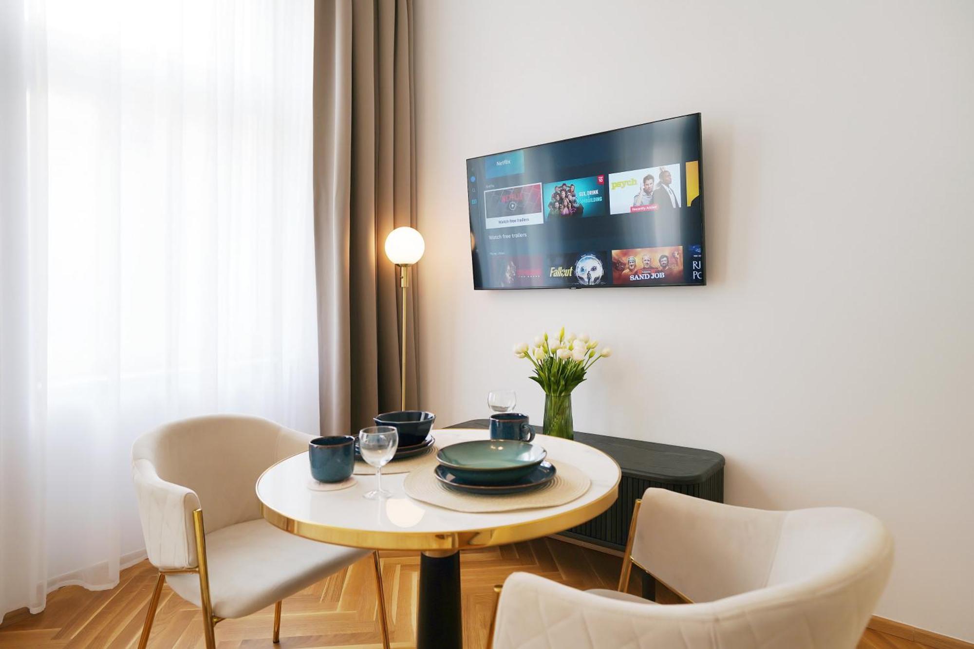 Luxemi Apartments I City Center Premium Studio Prague Exterior photo